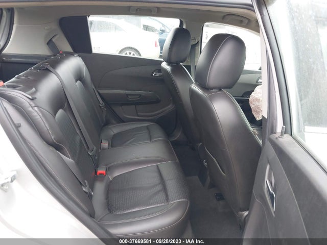 Chevrolet SONIC LTZ 2015 1G1JE6SB8F4116337 Image 8