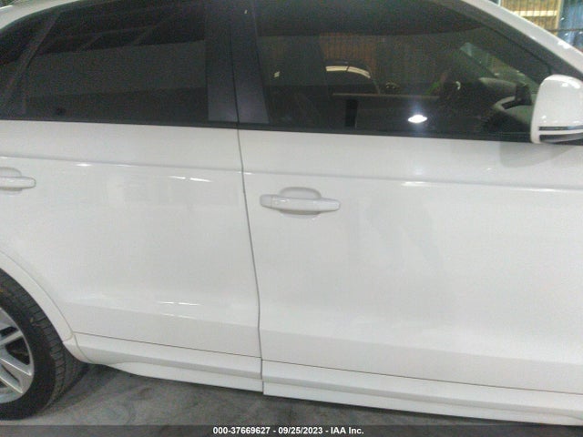 WA1ECCFS3HR014208 Audi Q3 PREMIUM