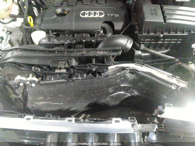 WA1ECCFS3HR014208 Audi Q3 PREMIUM