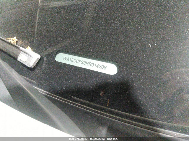 WA1ECCFS3HR014208 Audi Q3 PREMIUM