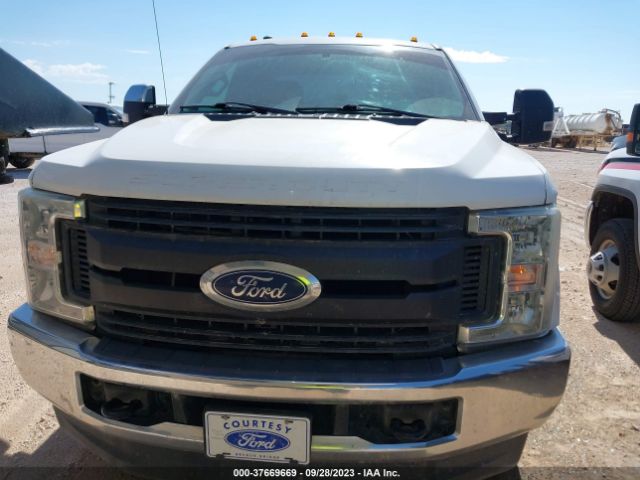 1FT7X2B67HEE30422 Ford Super Duty F-250 Srw Xlt/lariat/xl