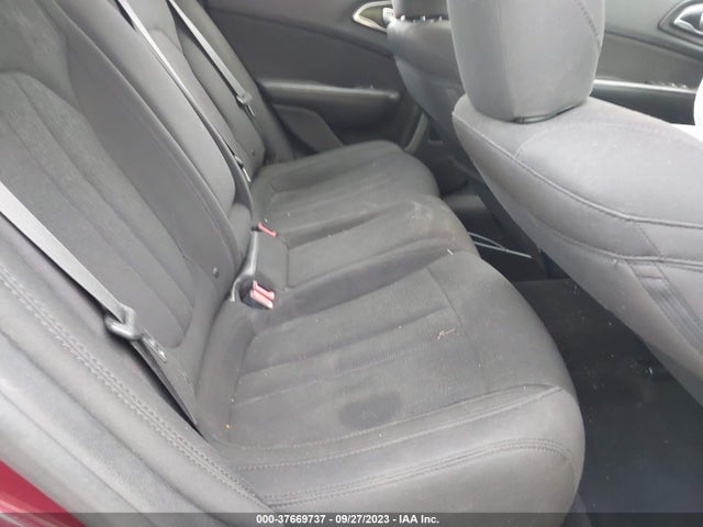 1C3CCCAB3GN179738 Chrysler 200 Limited