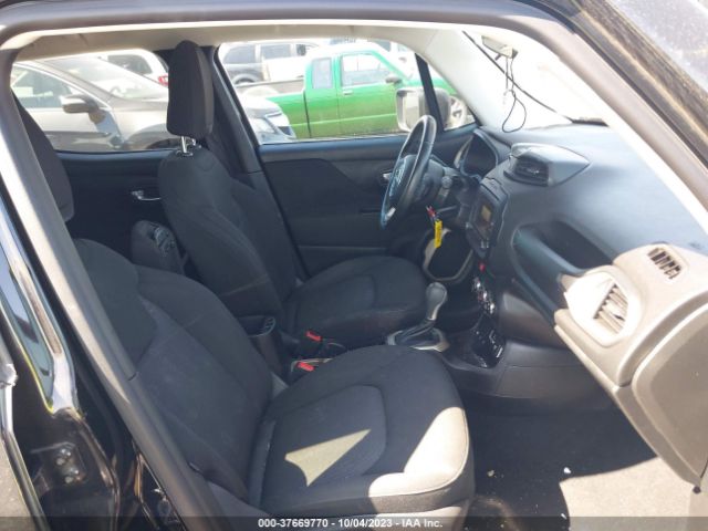 ZACCJABT6FPB98867 Jeep Renegade Latitude