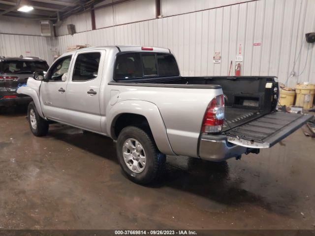2013 TOYOTA TACOMA 3TMLU4EN9DM131895 Photo 2