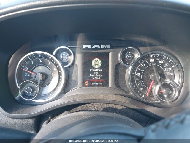 1C6RRFFG4KN675352 RAM 1500 Big Horn/lone Star