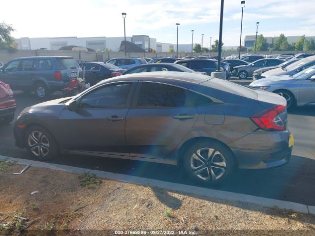19XFC2F58GE201940 Honda Civic Sedan Lx