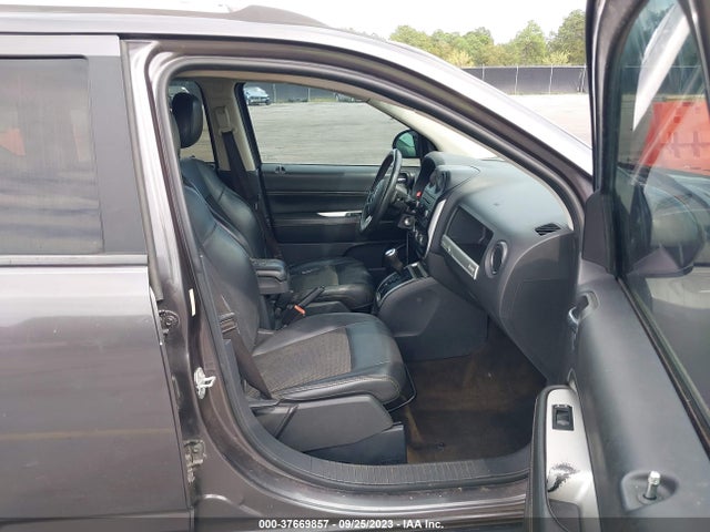 1C4NJCEA1FD402116 Jeep Compass Latitude