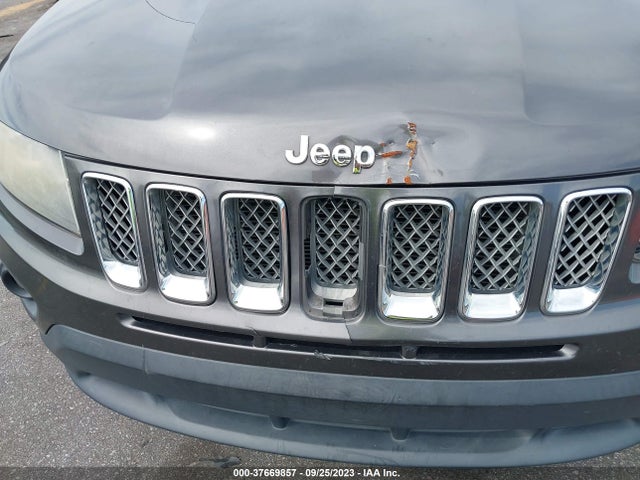 1C4NJCEA1FD402116 Jeep Compass Latitude