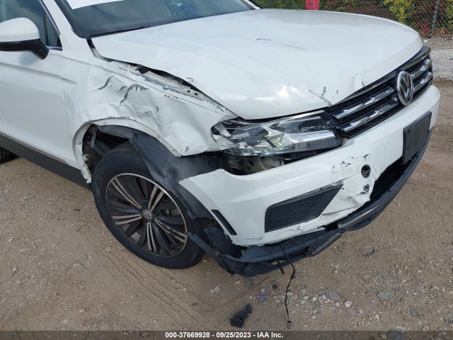 3VV2B7AX8JM036185 Volkswagen Tiguan Sel/se