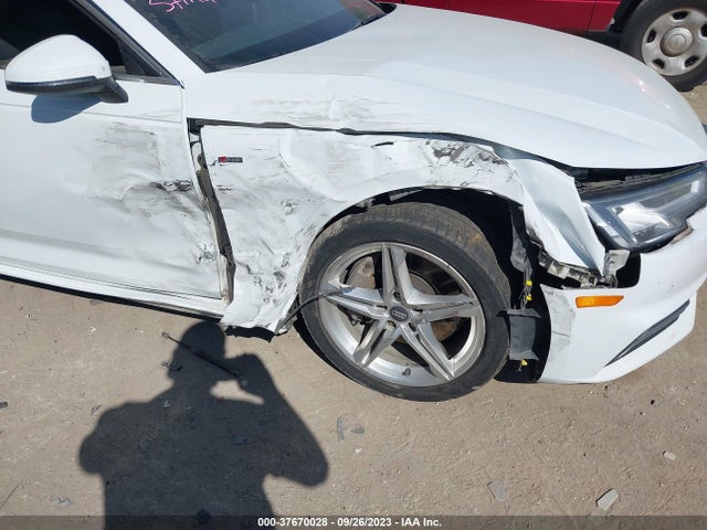 WAUPNAF46HA142114 Audi A4 Premium Plus