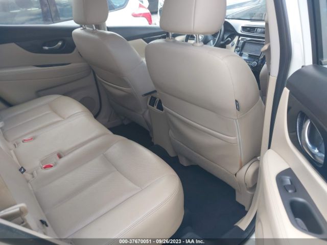 JN8AT2MT8HW380200 Nissan Rogue Sl
