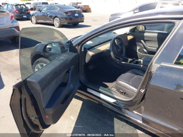 5YJ3E1EA9JF011927 Tesla Model 3 Range Battery