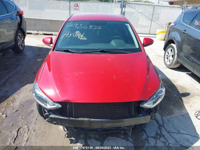 2018 HYUNDAI ELANTRA SEL VIN: KMHD84LF4JU660226