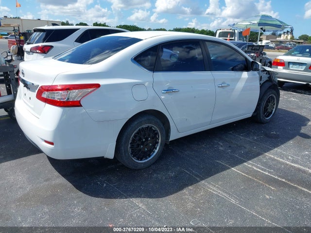Nissan SENTRA S 2015 3N1AB7AP8FY322552 Image 4