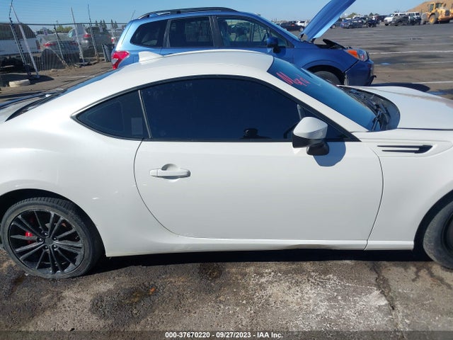 JF1ZCAC1XH9605861 Subaru Brz Limited