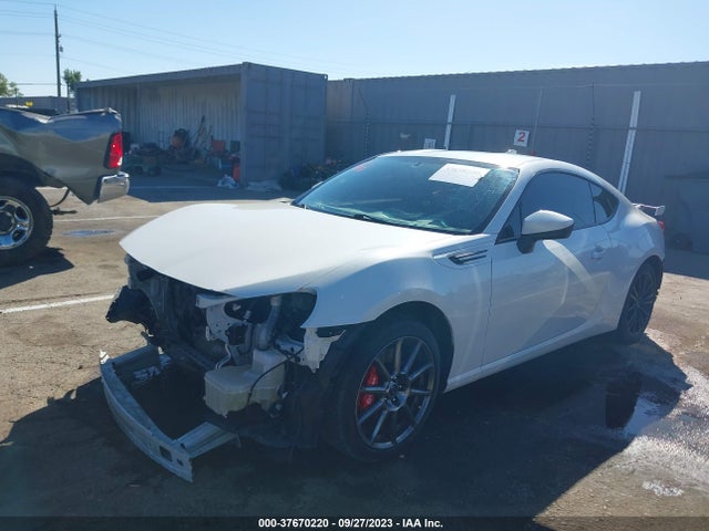 JF1ZCAC1XH9605861 Subaru Brz Limited