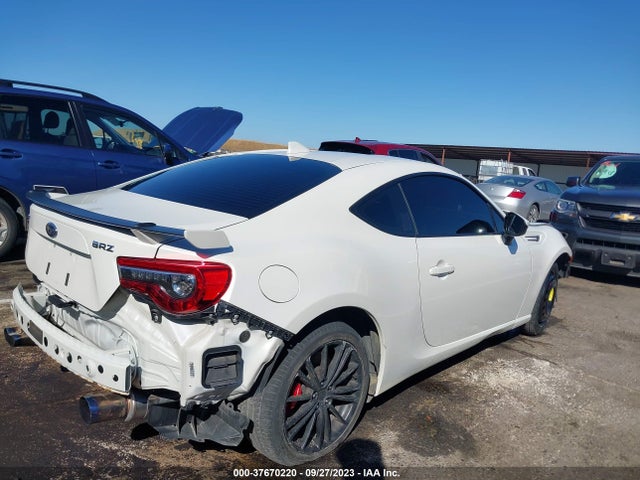 JF1ZCAC1XH9605861 Subaru Brz Limited