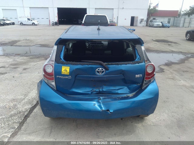 Toyota Prius C One/three/two/four 2014 JTDKDTB3XE1561619 Image 6