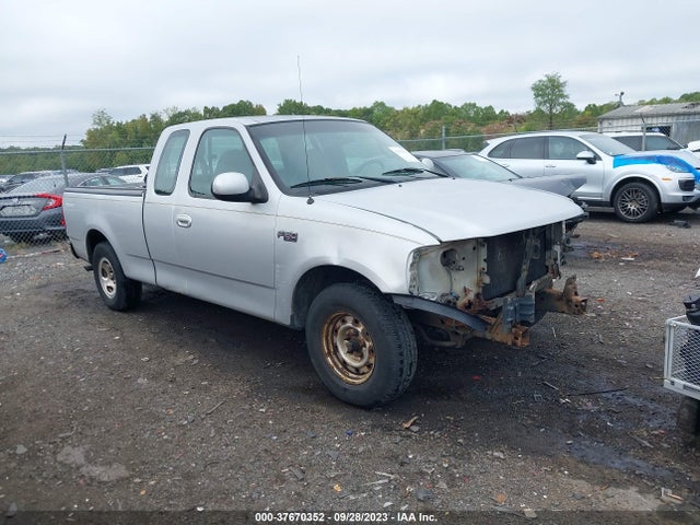 2001 FORD F-150 XLT/XL VIN: 1FTZX17261NA16482