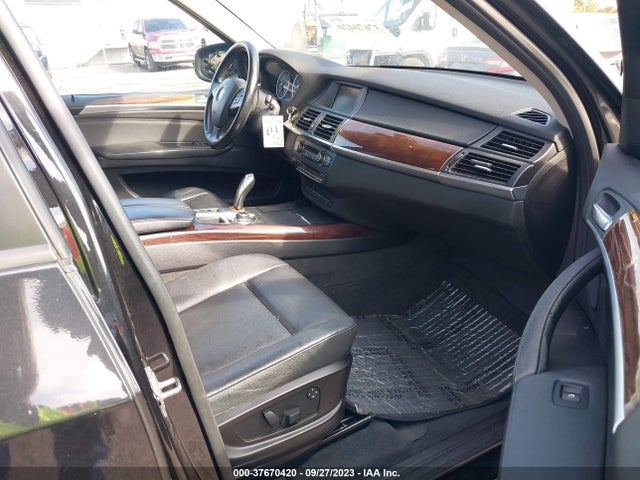 2010 BMW X5 30I VIN: 5UXFE4C57AL279097