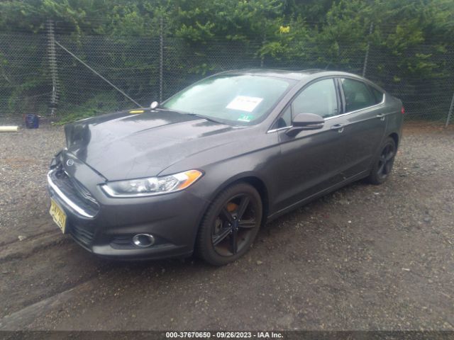 3FA6P0T91GR220991 Ford FUSION SE
