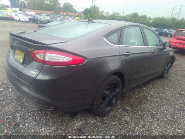 3FA6P0T91GR220991 Ford FUSION SE