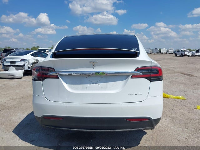 Tesla Model X Long Range 2020 5YJXCDE25LF233336 Image 15