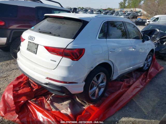 2021 AUDI Q3 WA1DECF38M1030945 Photo 3