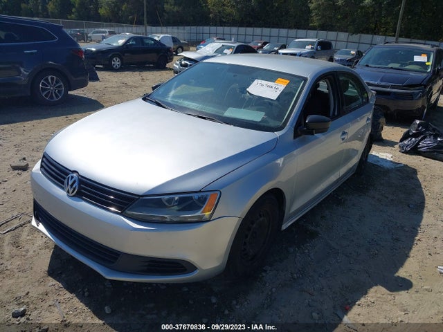 3VW2K7AJ9EM408534 Volkswagen Jetta 2.0l S