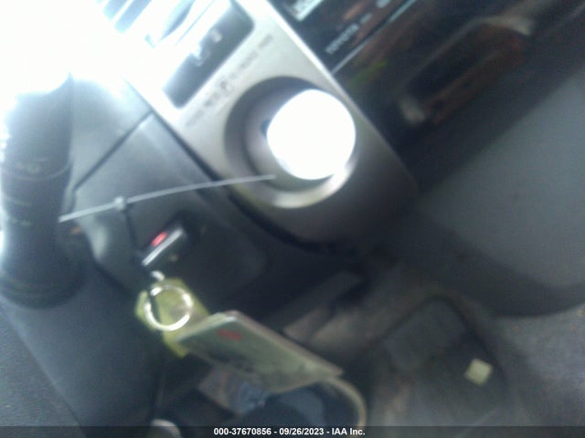 2009 TOYOTA PRIUS VIN: JTDKB20U797879504