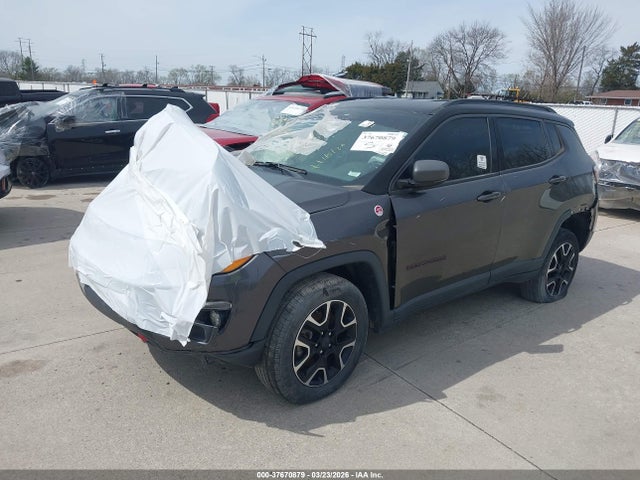 37670879 :رقم المزاد ، 3C4NJDDB1LT166797 vin ، 2020 Jeep Compass Trailhawk 4x4 مزاد بيع