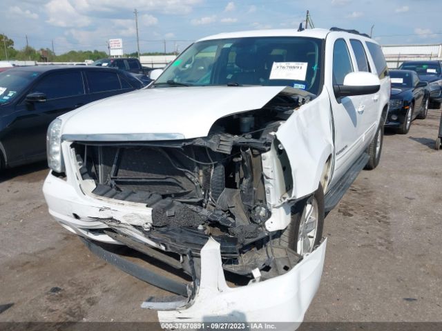 1GKS1KE00ER186723 GMC Yukon Xl Slt