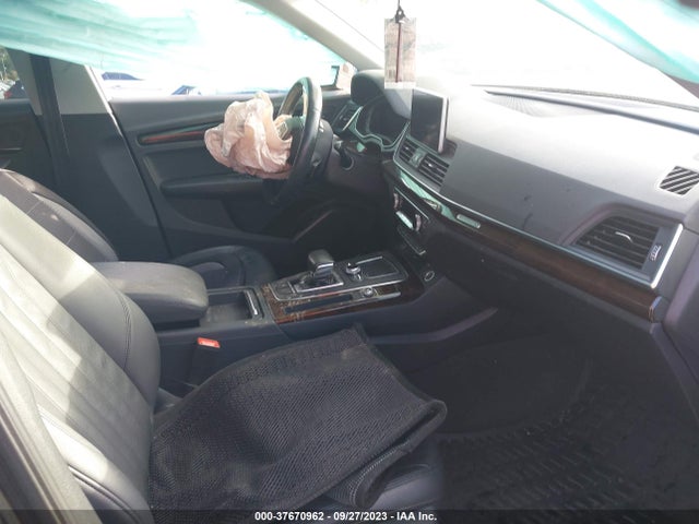 WA1BNAFY6J2171834 Audi Q5 Premium Plus