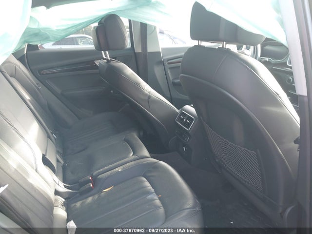 WA1BNAFY6J2171834 Audi Q5 Premium Plus
