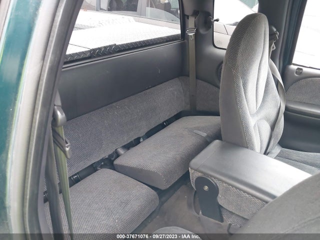 1998 DODGE DAKOTA SLT/SPORT/BASE VIN: 1B7GL22X2WS686051