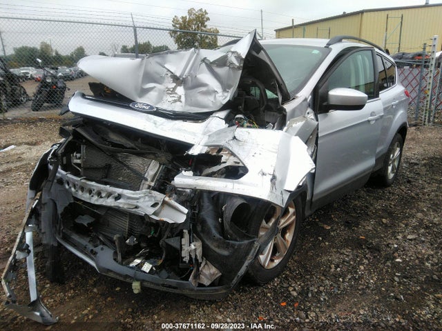 Ford ESCAPE SE 2016 1FMCU9GX5GUB14311 Image 2