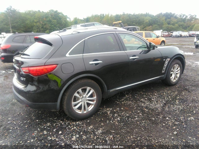 2015 INFINITI QX70 VIN: JN8CS1MWXFM480226