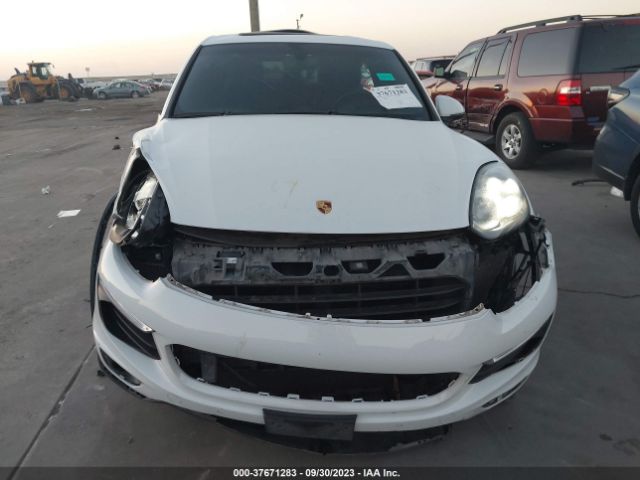 WP1AF2A2XFLA30739 Porsche Cayenne Diesel