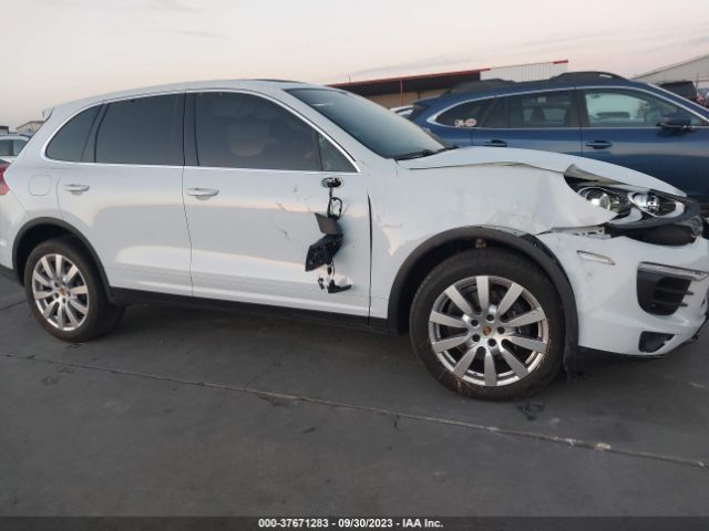 WP1AF2A2XFLA30739 Porsche Cayenne Diesel