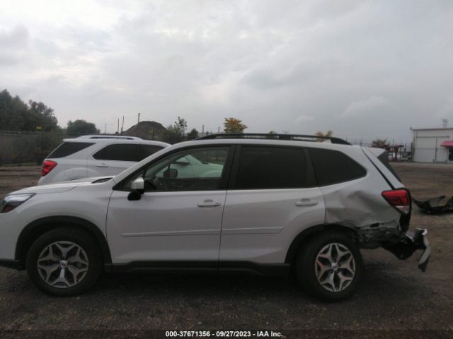JF2SKAJC5MH575463 Subaru Forester Premium