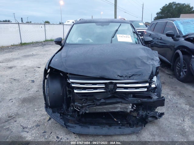 3VV3B7AX1KM138191 Volkswagen Tiguan Se/sel/sel R-line