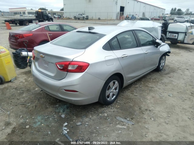 Chevrolet CRUZE LS 2017 1G1BC5SM8H7233908 Image 4