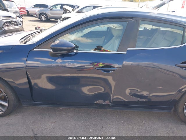 2019 MAZDA MAZDA3 HATCHBACK W/PREFERRED PKG VIN: JM1BPAMM7K1146254