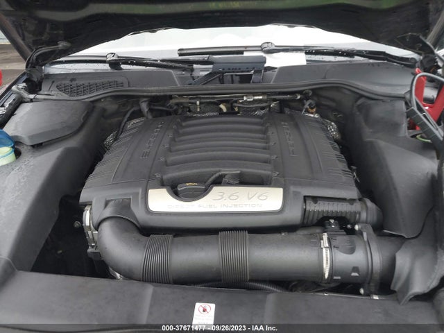 2014 PORSCHE CAYENNE WP1AA2A26ELA03972 Photo 9
