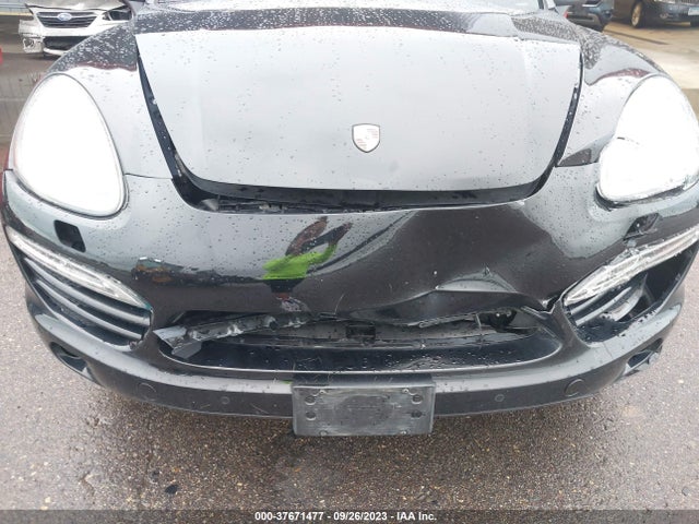 WP1AA2A26ELA03972 Porsche Cayenne