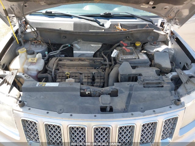 Jeep Compass Latitude 2016 1C4NJCEA4GD640804 Image 10