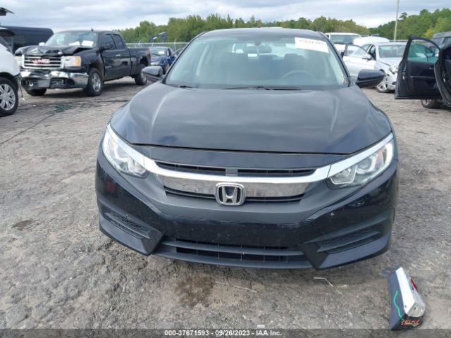 2HGFC2F52JH550699 Honda Civic Sedan Lx