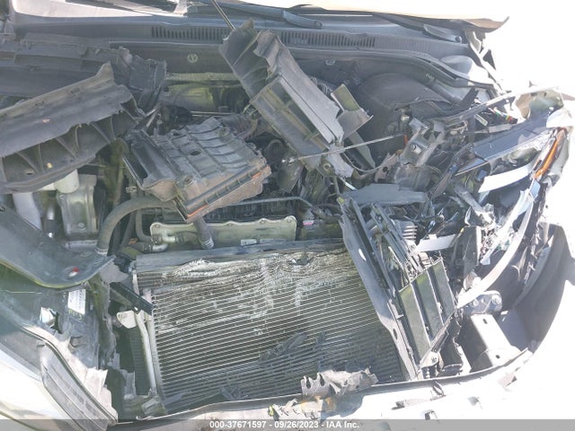3VWDB7AJXHM309184 Volkswagen Jetta 1.4t Se