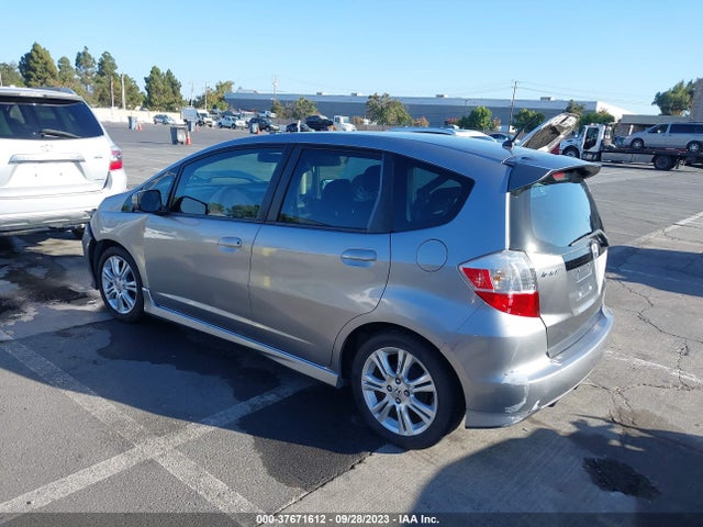 2010 HONDA FIT SPORT VIN: JHMGE8H46AC028972