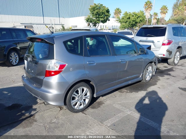 2010 HONDA FIT SPORT VIN: JHMGE8H46AC028972